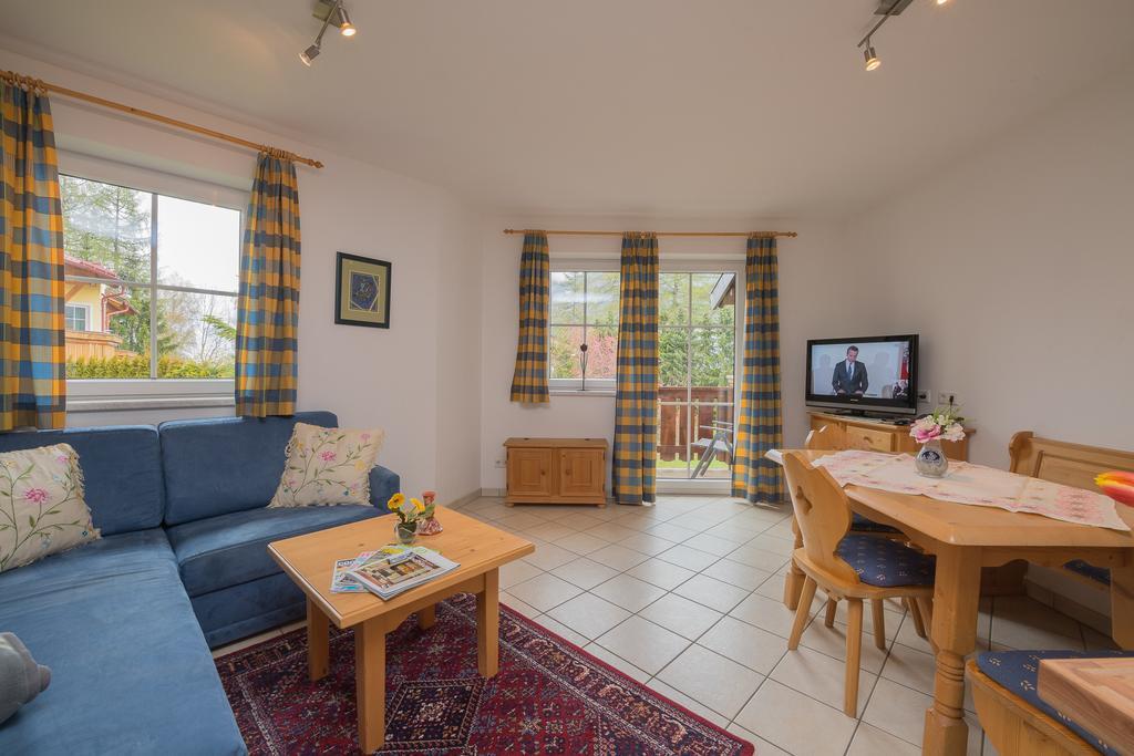 Landhaus Charlotte Am Geigenbuehel -Apartments Зеефельд в Тироле Экстерьер фото