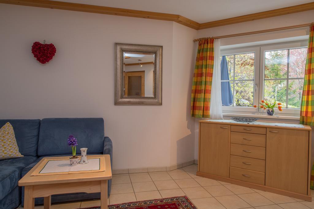 Landhaus Charlotte Am Geigenbuehel -Apartments Зеефельд в Тироле Экстерьер фото