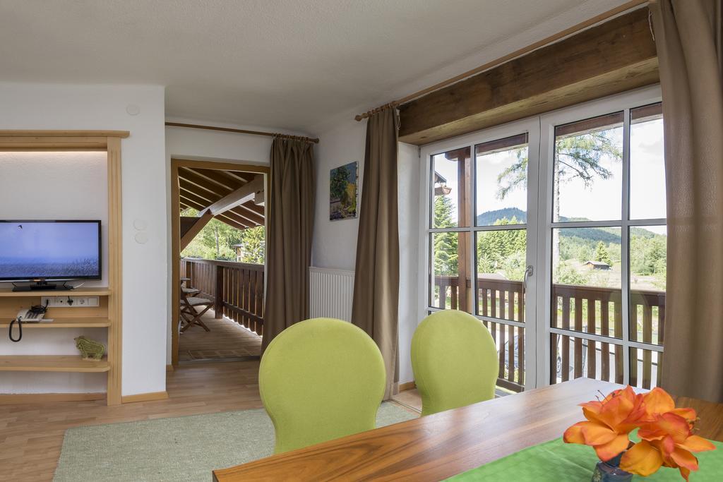 Landhaus Charlotte Am Geigenbuehel -Apartments Зеефельд в Тироле Экстерьер фото