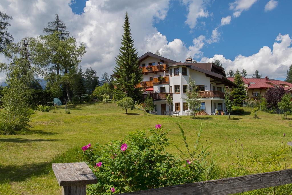 Landhaus Charlotte Am Geigenbuehel -Apartments Зеефельд в Тироле Экстерьер фото