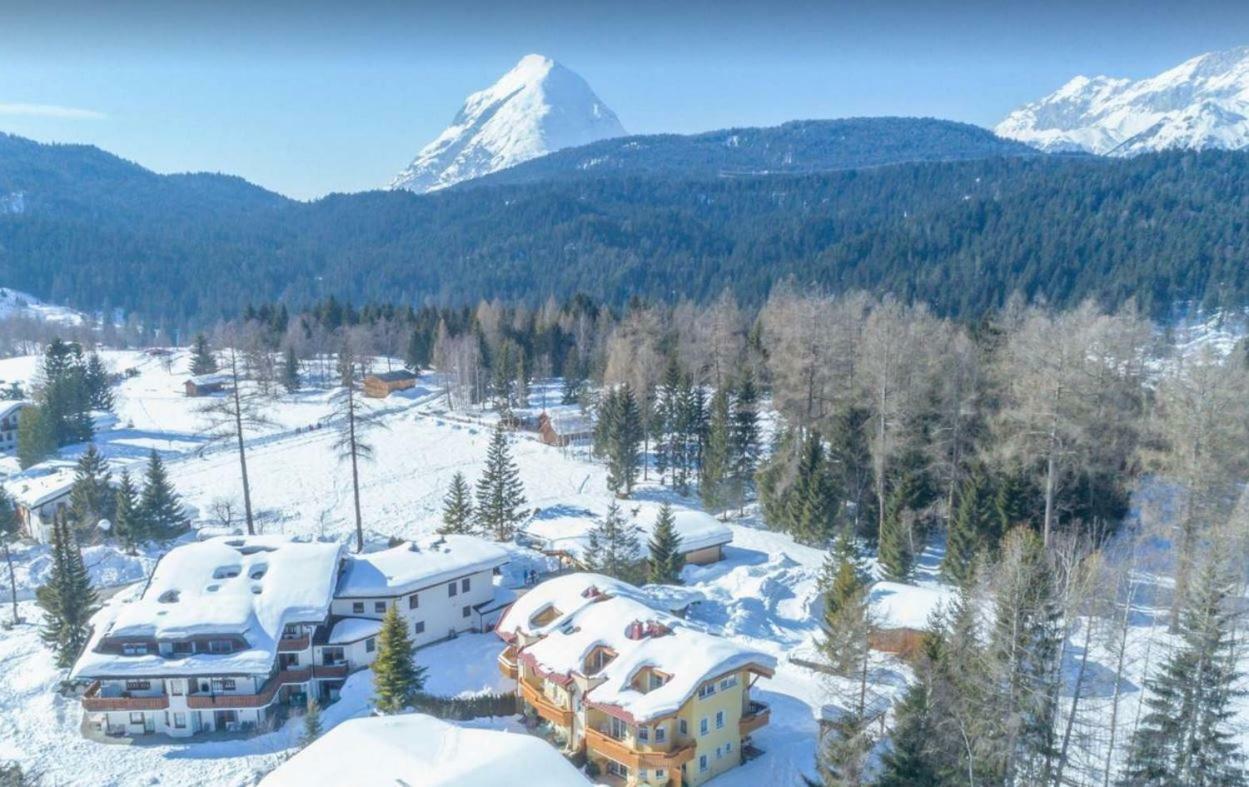 Landhaus Charlotte Am Geigenbuehel -Apartments Зеефельд в Тироле Экстерьер фото